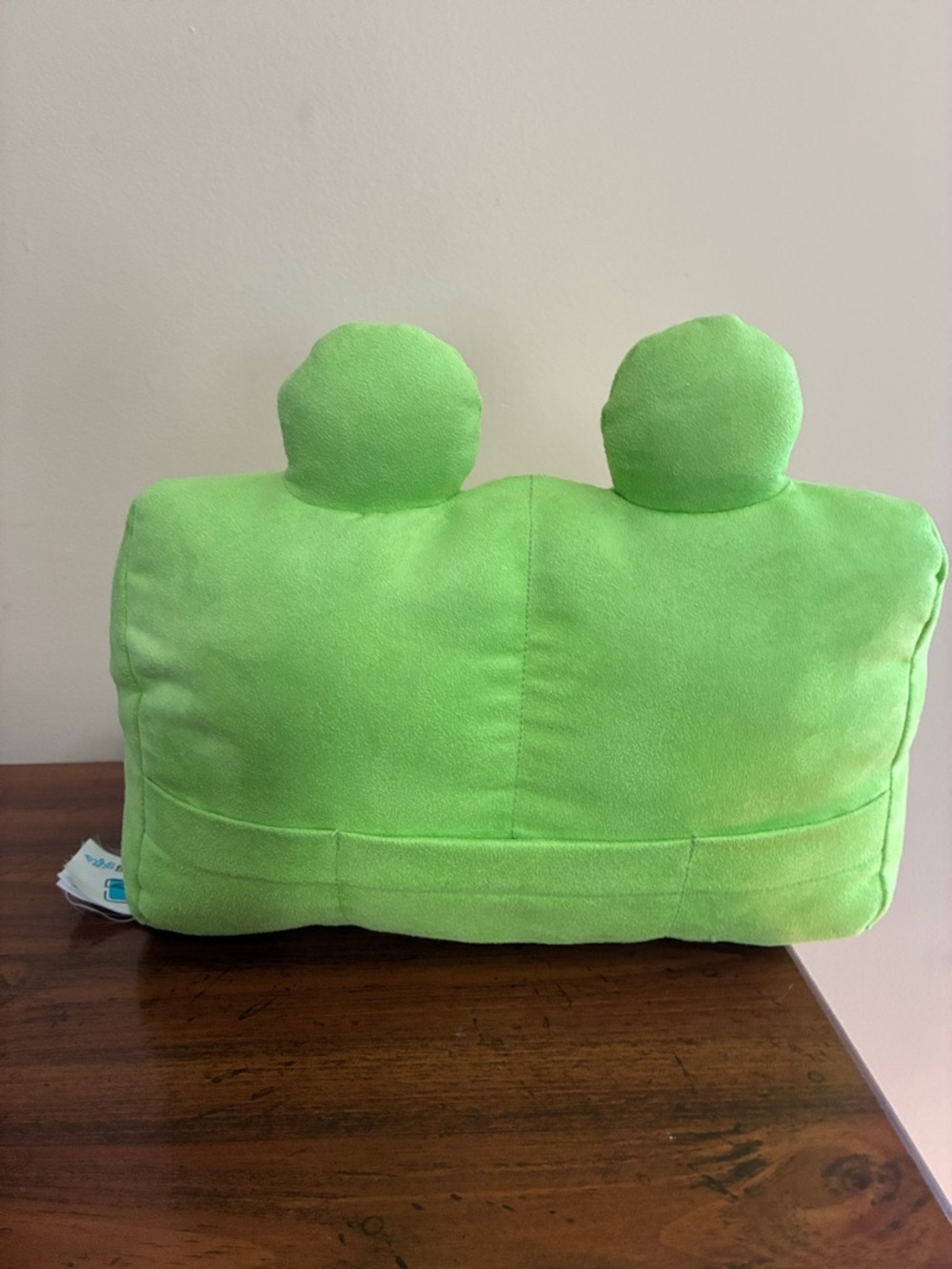 Thinking Gifts - BOOK MONSTER Book/Tablet Stand - Picture 4 of 10